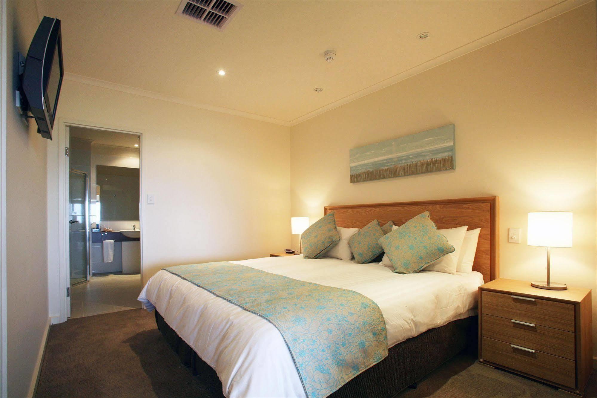 Lady Bay Hotel Normanville Room photo